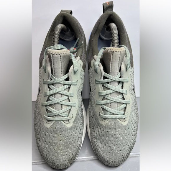 Nike Odyssey React Womens AO9820-008 Size 9.5M Dark Stucco/Blu Worn 1X! Like NU! - Picture 11 of 16
